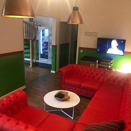 Auberge de jeunesse Backpackers Duesseldorf - Self Check-In Extérieur photo