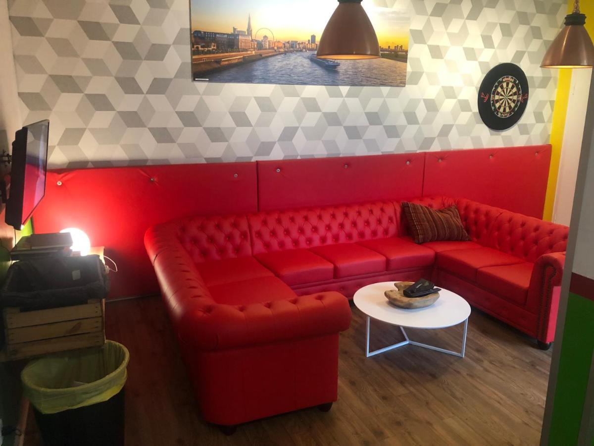 Auberge de jeunesse Backpackers Duesseldorf - Self Check-In Extérieur photo