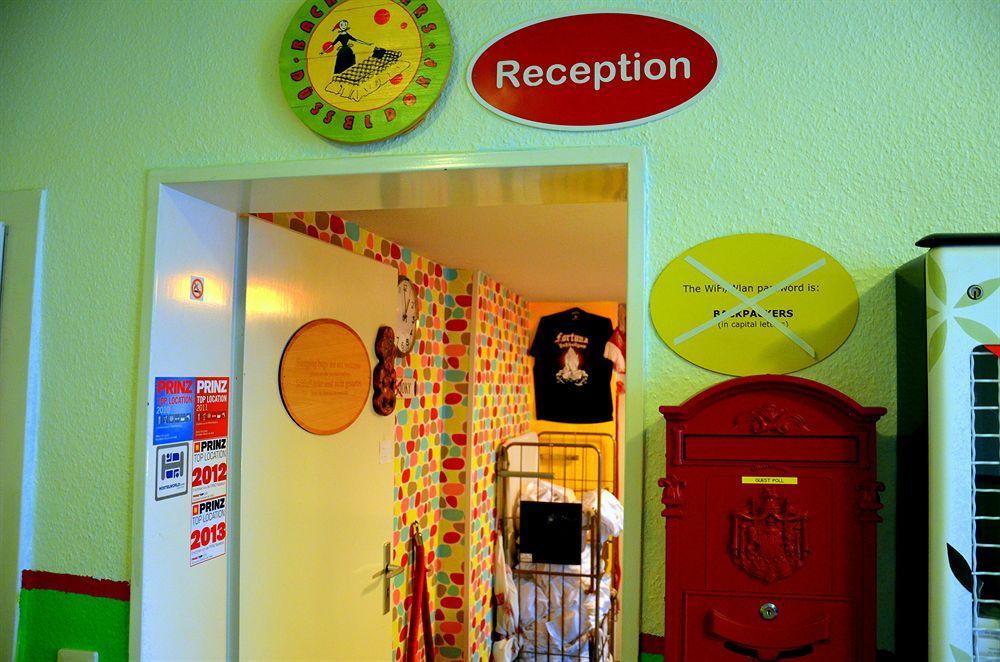 Auberge de jeunesse Backpackers Duesseldorf - Self Check-In Extérieur photo
