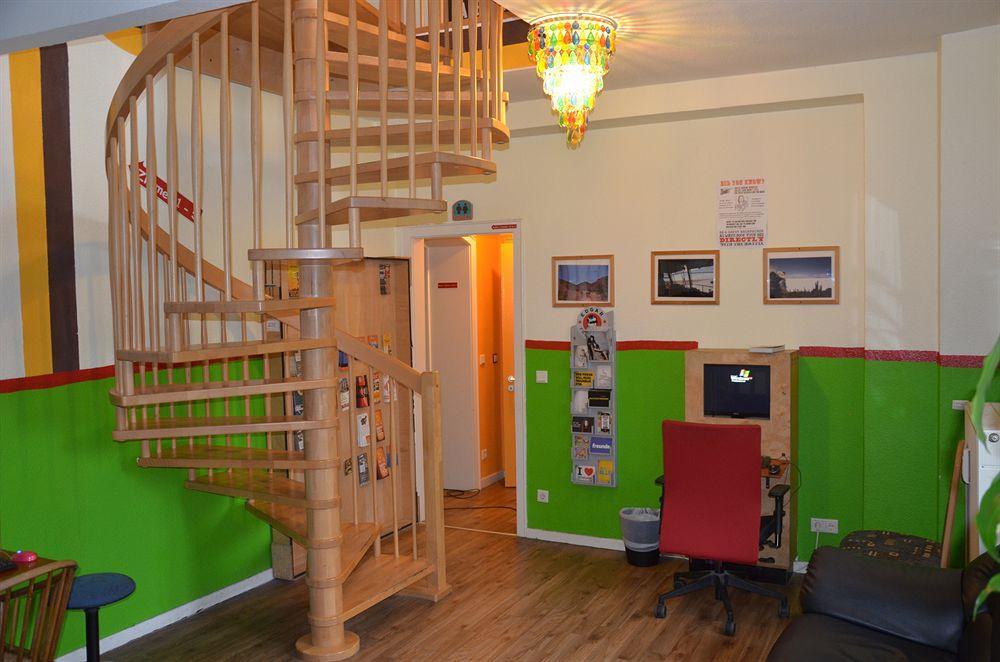 Auberge de jeunesse Backpackers Duesseldorf - Self Check-In Extérieur photo
